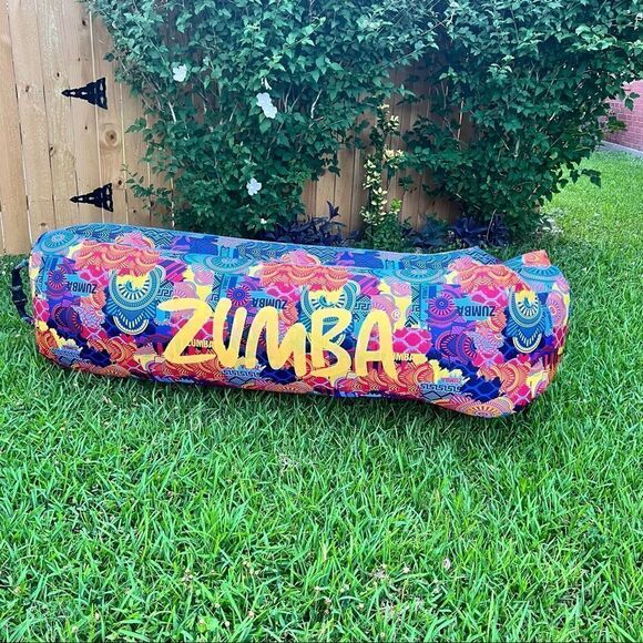 ZUMBA inflatable lounger with carry on tote. Super cute. *Make an offer! - Picture 4 of 17